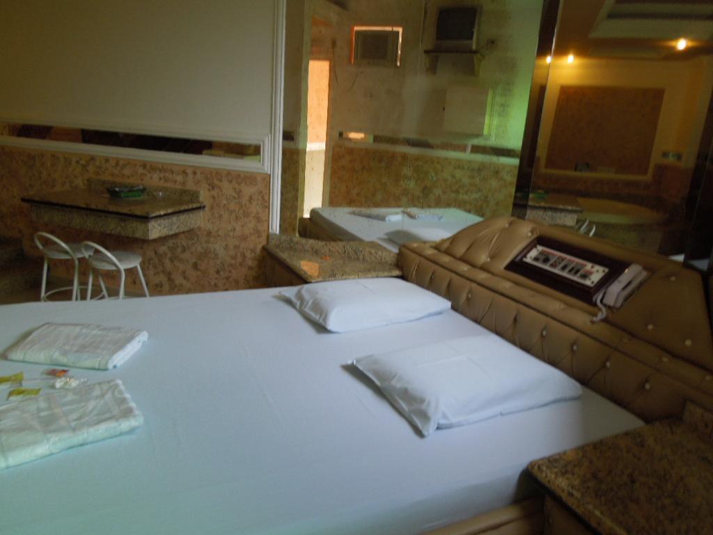 Fenix Motel (Adults Only) Garca Εξωτερικό φωτογραφία